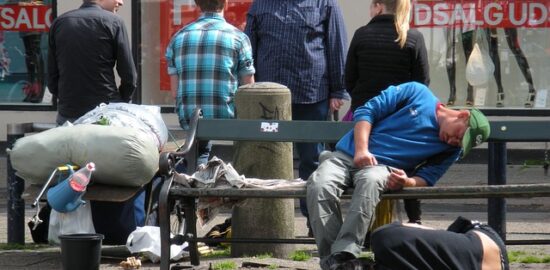 Alkoholismus: Informative přehled o jeho příznacích a důsledcích