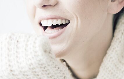 Dozvědět se více o vztazích v češtině: neutrální informace a tipy