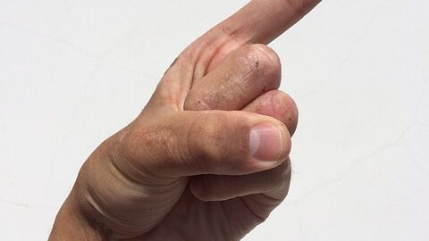 Bezpečné užívání léků aby se minimalizovaly nežádoucí účinky a zvýšila se jejich účinnost.