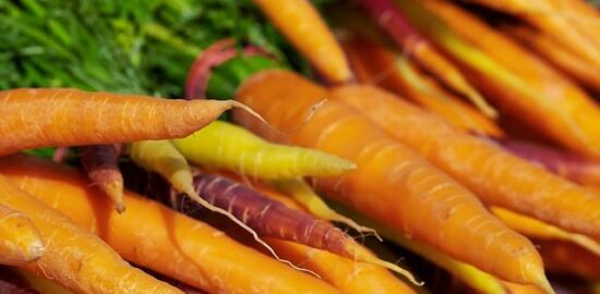 Jak si vyrobit dřevěný regál krok za krokem