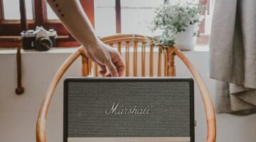 Jak si doma vyrobit vlastní bylinkový záhon