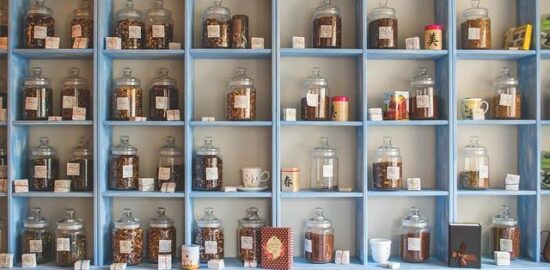 Jak pěstovat bylinky doma – česká inspirace