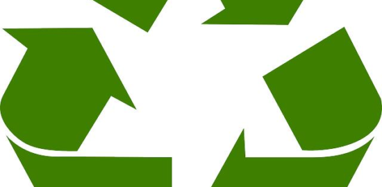 Jak udělat recyklaci starých triček na nový koberec