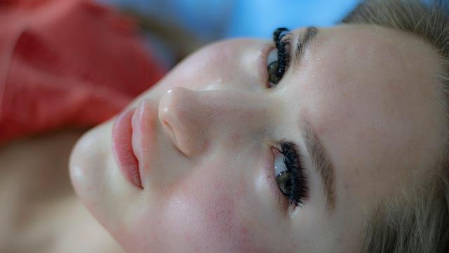 Jak se zbavit akné: Informative článek