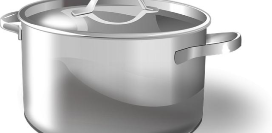 Vaření sójových nudlí s exotickou zeleninou